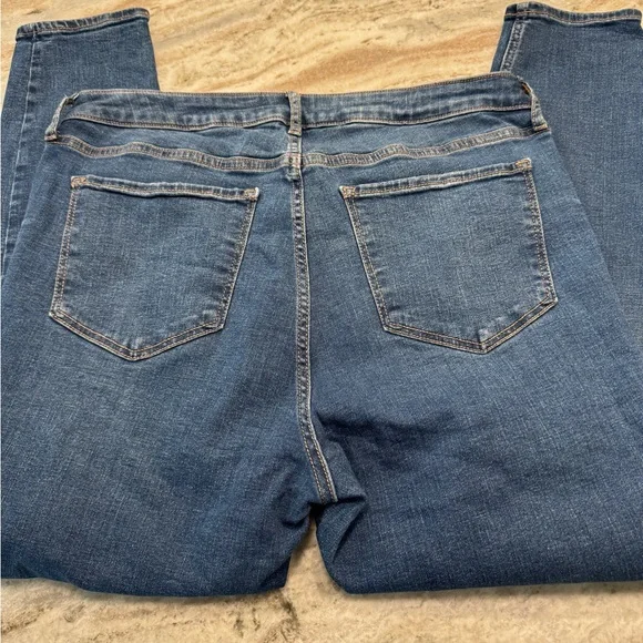 NWOT Old Navy High rise rockstar super skinny 14 short distressed jeans - Picture 4 of 4